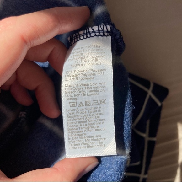 Checkered Mock Neck Grid Pattern Sweater - Picture 5 of 6